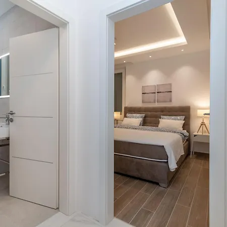 Holiday home Mit Privatpool Fuer 8 Personen Ca, 150 M Sup2 In Trogir, Adriakueste Kroatien Und Umgebung Trogir
